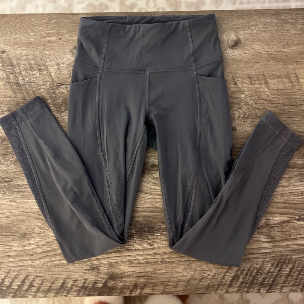 Align Lululemon legging with mesh